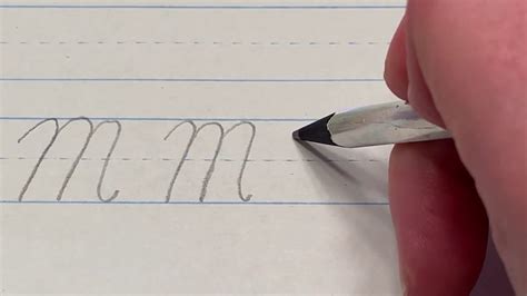 How Do You Do an R in Cursive, and Why Does It Feel Like Dancing with a Pen?