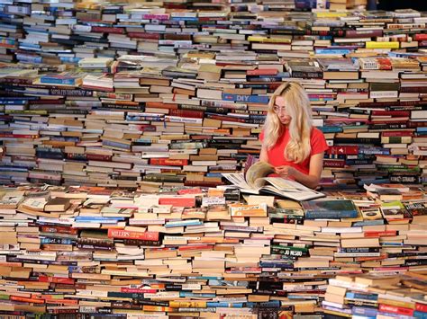 How Many Books to Read at Once: A Journey Through the Chaos of Literary Consumption