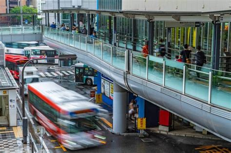 夜行バス 博多 大阪 - 旅の夜は眠れない冒険の始まり